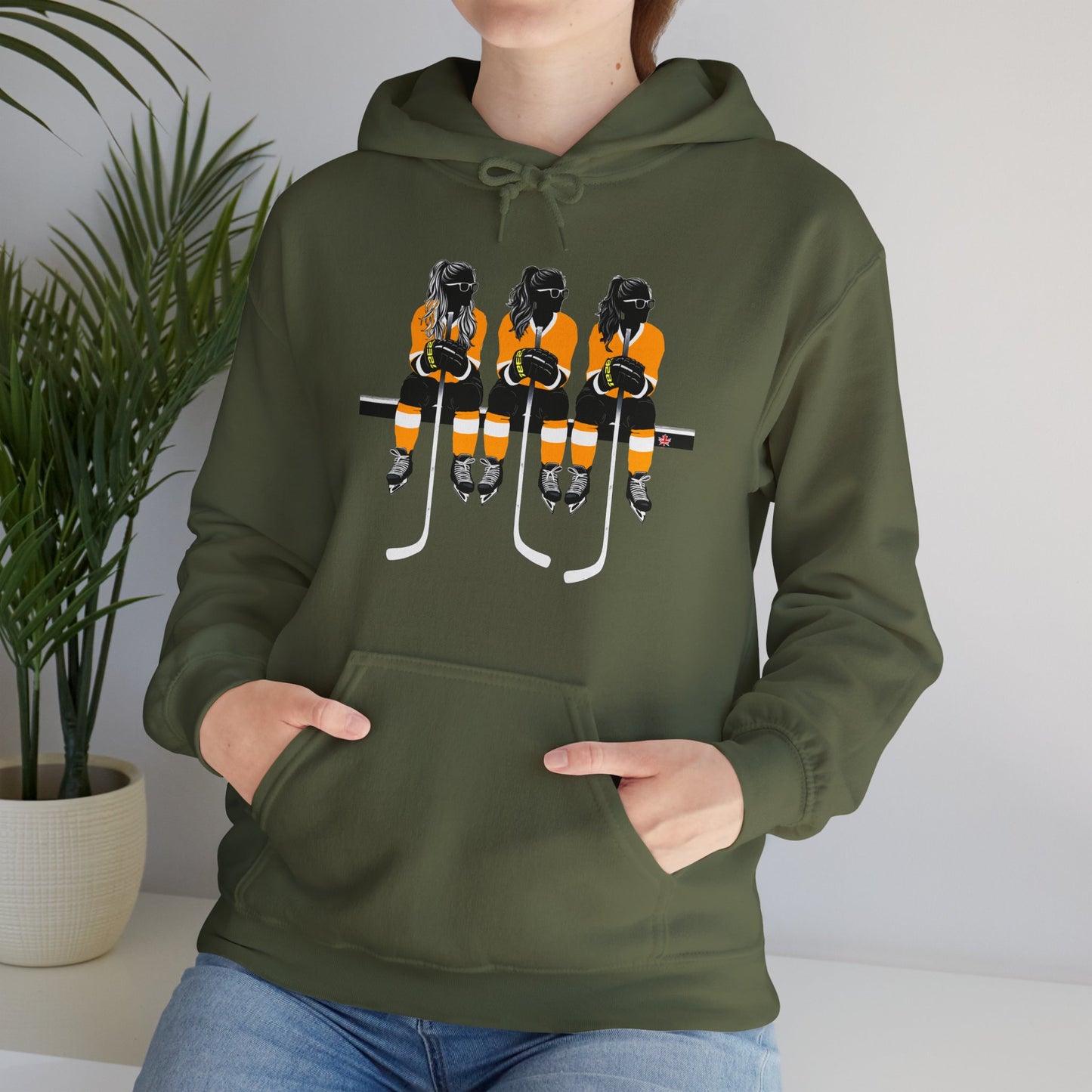 Power Females Yellow design -Unisex Heavy Blend™ Hooded Sweatshirt