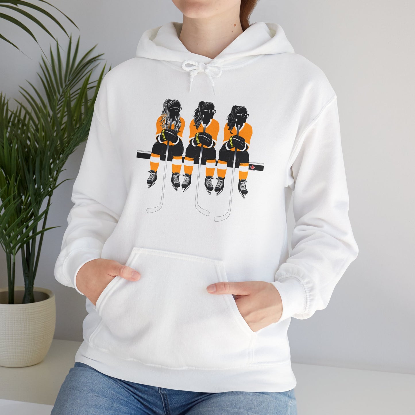 Power Females Yellow design -Unisex Heavy Blend™ Hooded Sweatshirt