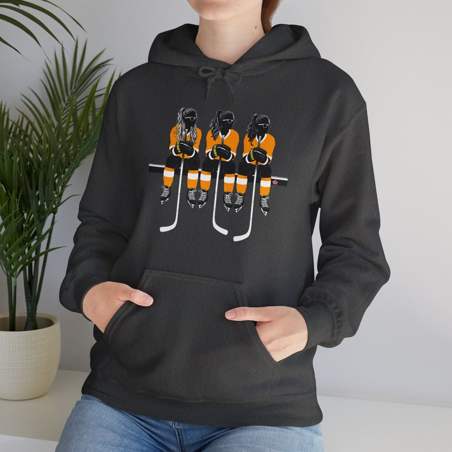 Power Females Yellow design -Unisex Heavy Blend™ Hooded Sweatshirt