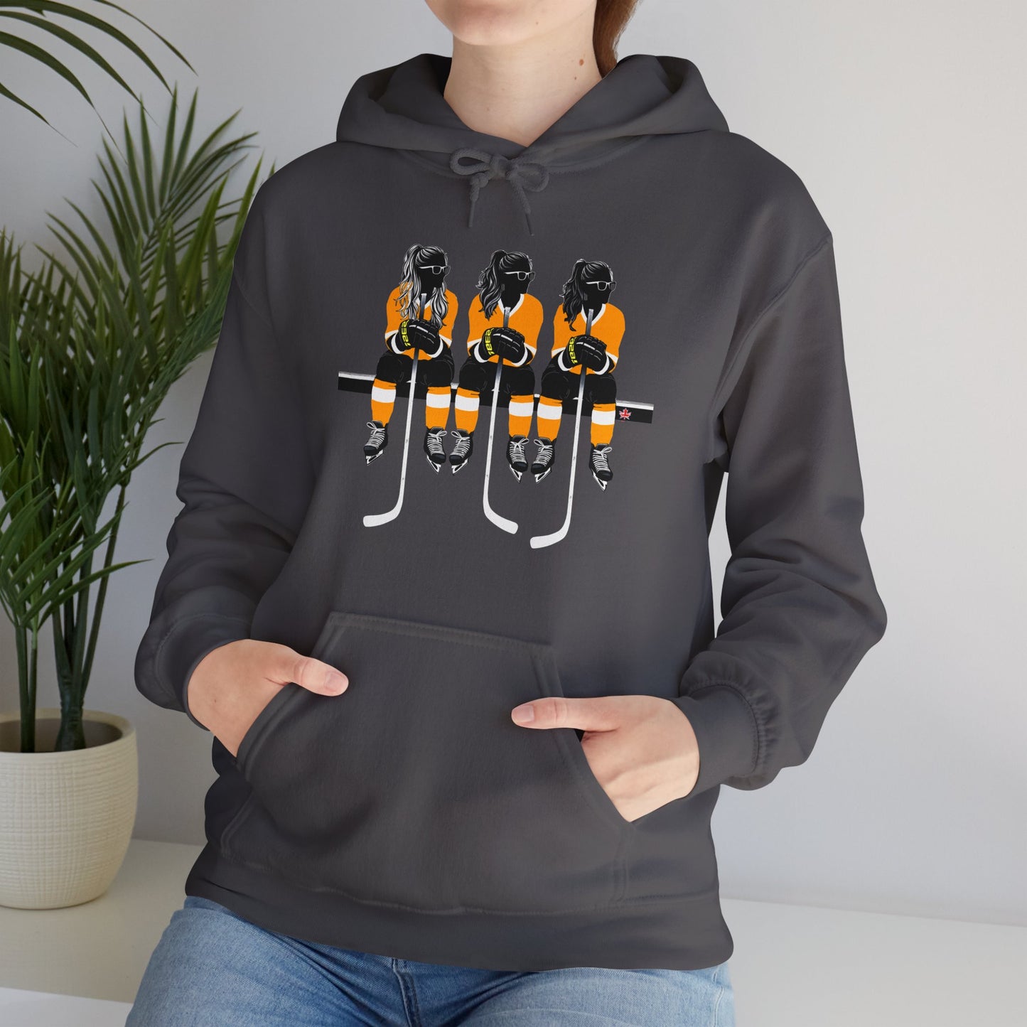 Power Females Yellow design -Unisex Heavy Blend™ Hooded Sweatshirt